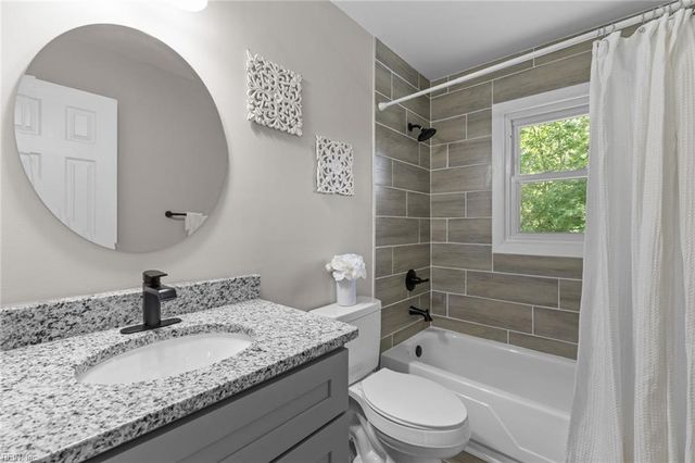 326 Norma CT, Newport News, VA 23602