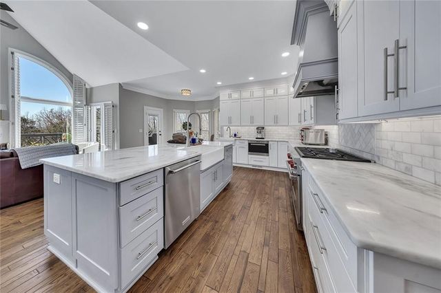 4311 Highborne Drive NE, Marietta, GA 30066