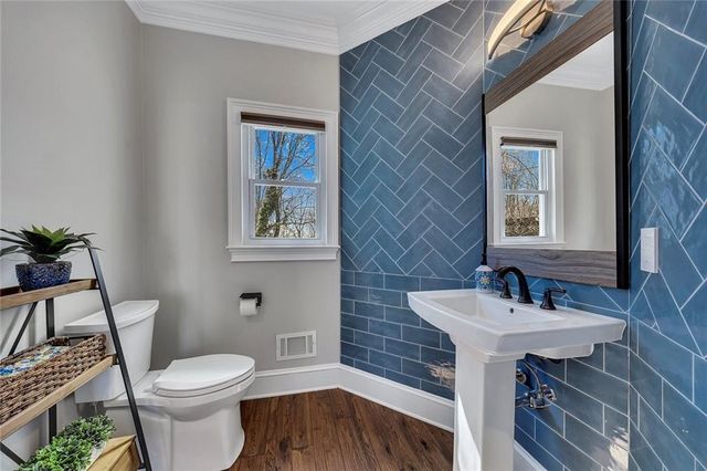 4311 Highborne Drive NE, Marietta, GA 30066