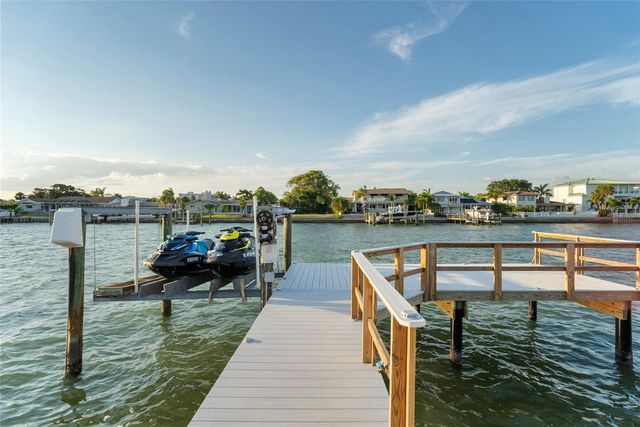 227 HOWARD DRIVE, Belleair Beach, FL 33786