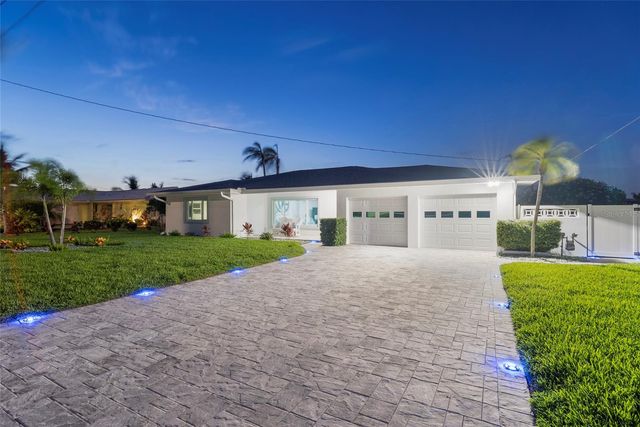 227 HOWARD DRIVE, Belleair Beach, FL 33786