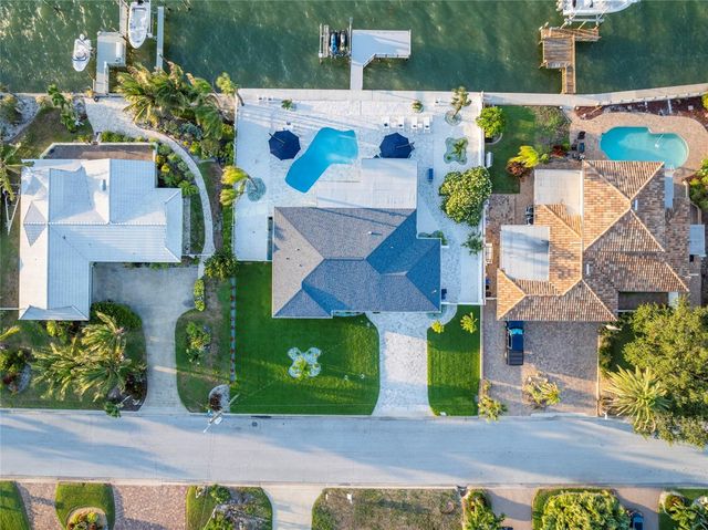 227 HOWARD DRIVE, Belleair Beach, FL 33786