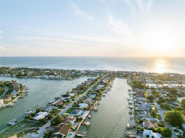 227 HOWARD DRIVE, Belleair Beach, FL 33786