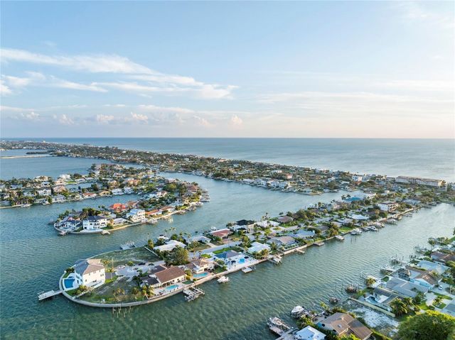 227 HOWARD DRIVE, Belleair Beach, FL 33786