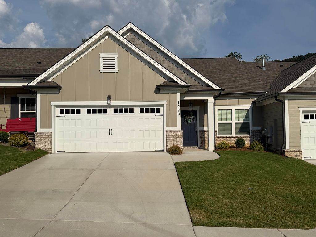 1690 Whisper Winds Lane 22, Ooltewah, TN 37363