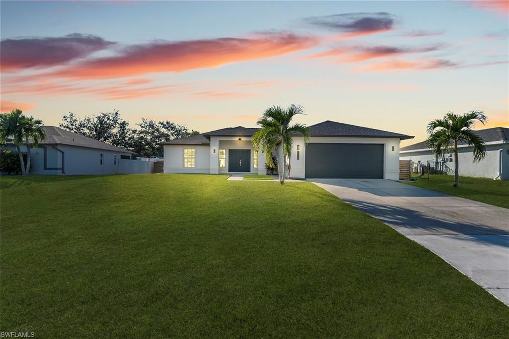 2200 NE 9th AVE, Cape Coral, FL 33909