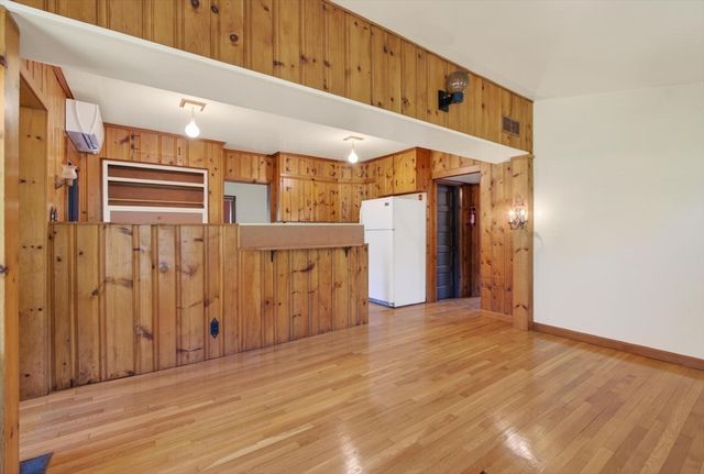 139 Bailey Rd, Holden, MA 01520