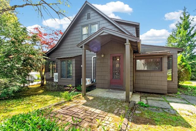139 Bailey Rd, Holden, MA 01520