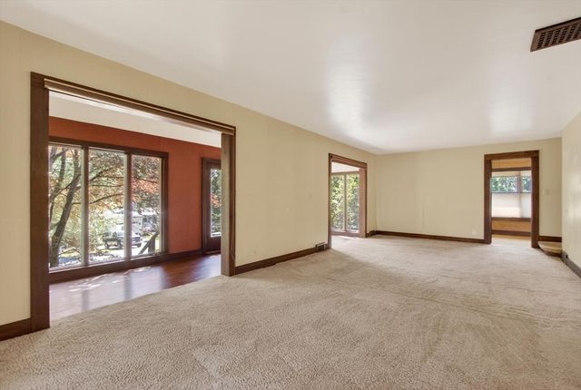 139 Bailey Rd, Holden, MA 01520