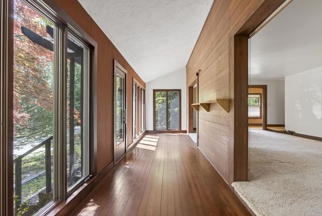 139 Bailey Rd, Holden, MA 01520