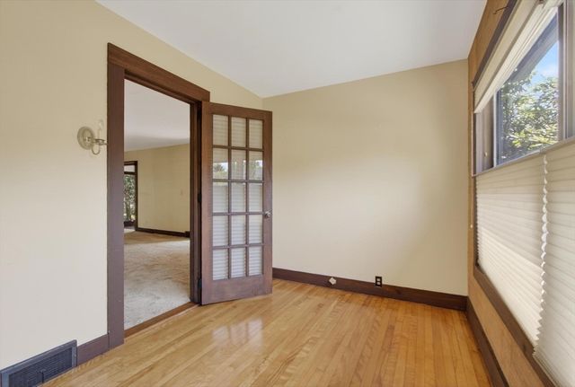 139 Bailey Rd, Holden, MA 01520