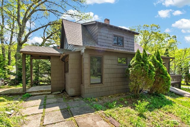 139 Bailey Rd, Holden, MA 01520