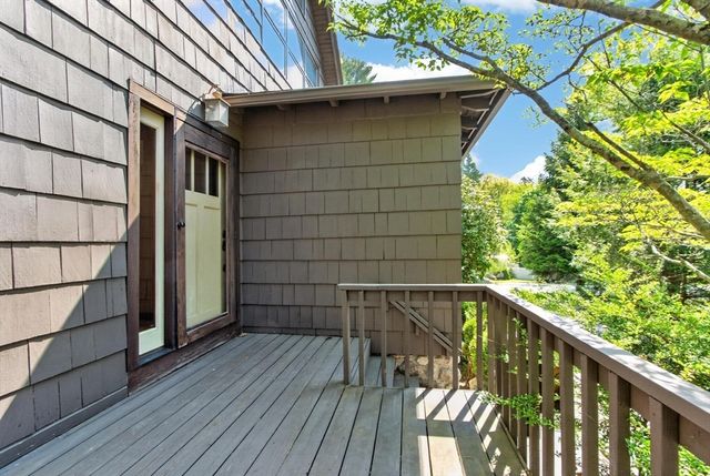 139 Bailey Rd, Holden, MA 01520