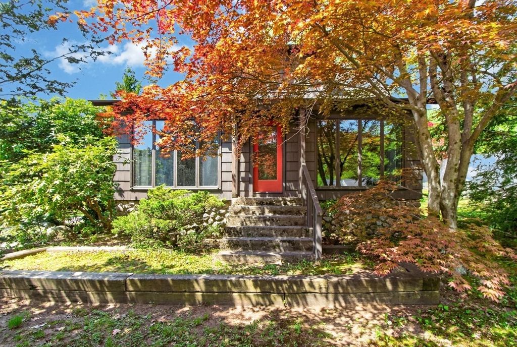 139 Bailey Rd, Holden, MA 01520
