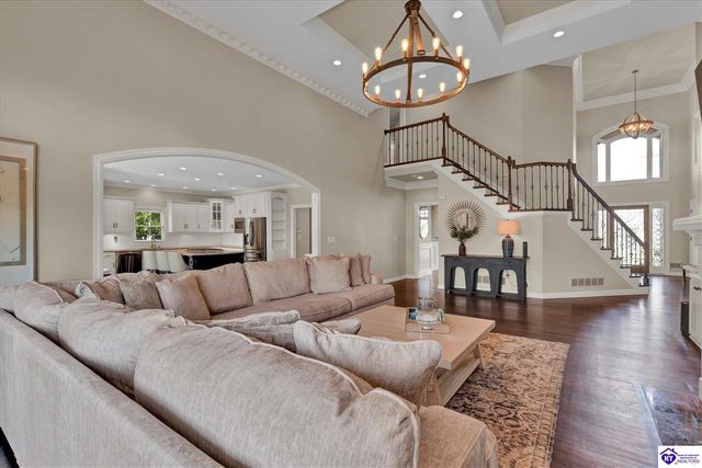 2603 Locust Hill Place, Louisville, KY 40245