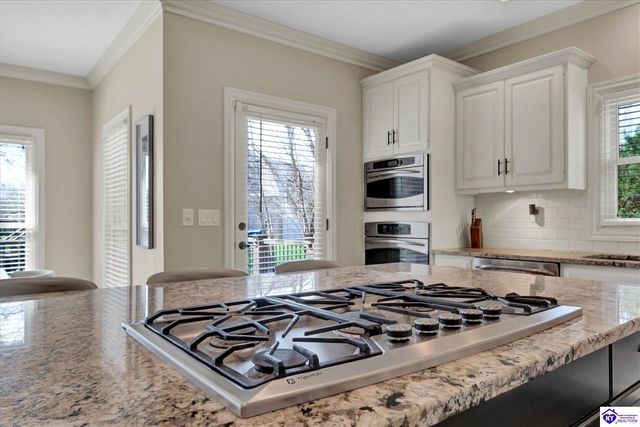 2603 Locust Hill Place, Louisville, KY 40245