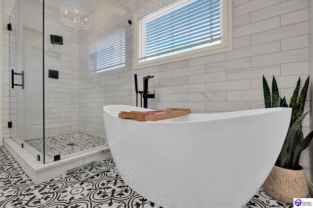 2603 Locust Hill Place, Louisville, KY 40245