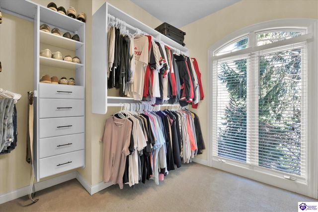 2603 Locust Hill Place, Louisville, KY 40245