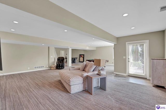 2603 Locust Hill Place, Louisville, KY 40245