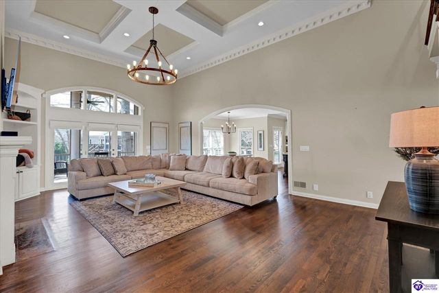 2603 Locust Hill Place, Louisville, KY 40245