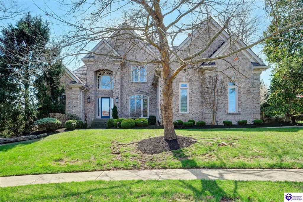 2603 Locust Hill Place, Louisville, KY 40245