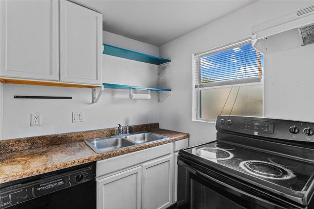 2218 Arbor Street, Houston, TX 77004