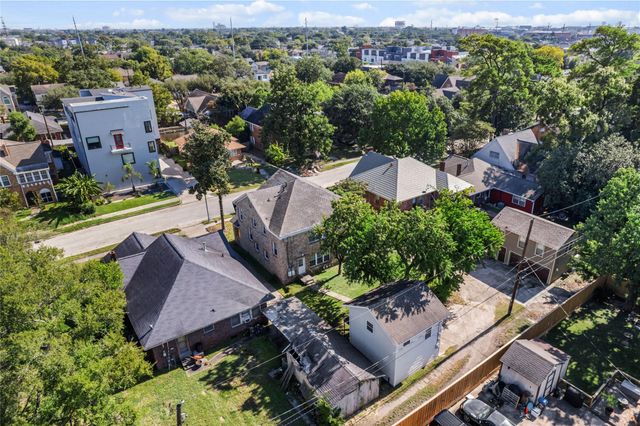 2218 Arbor Street, Houston, TX 77004