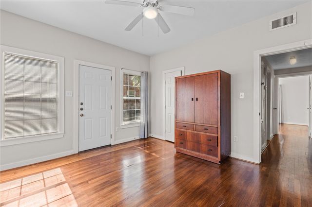 2218 Arbor Street, Houston, TX 77004