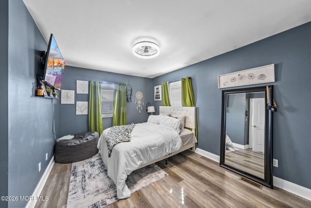 75 Manning Place, Keansburg, NJ 07734