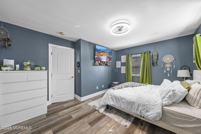 75 Manning Place, Keansburg, NJ 07734