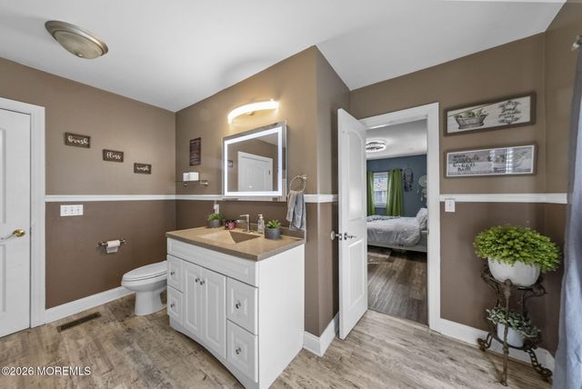 75 Manning Place, Keansburg, NJ 07734