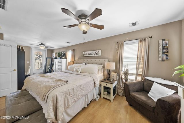 75 Manning Place, Keansburg, NJ 07734