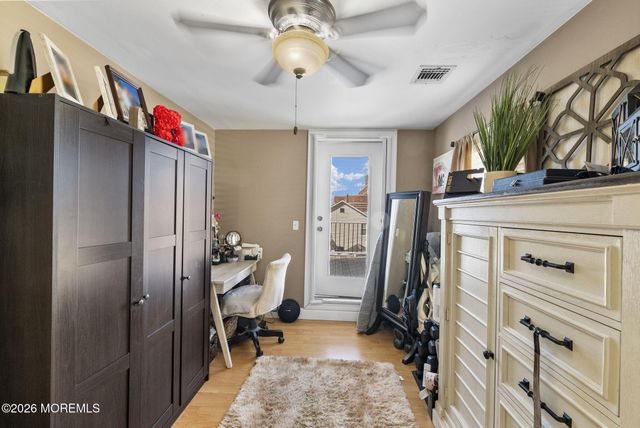 75 Manning Place, Keansburg, NJ 07734