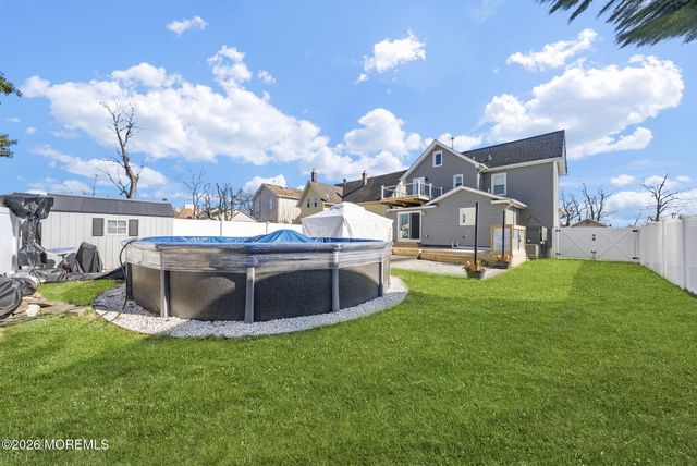 75 Manning Place, Keansburg, NJ 07734