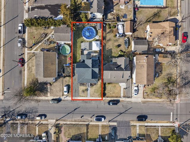 75 Manning Place, Keansburg, NJ 07734