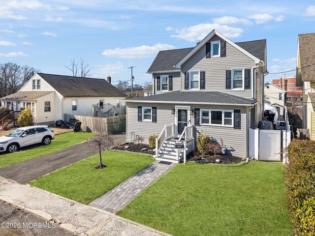 75 Manning Place, Keansburg, NJ 07734