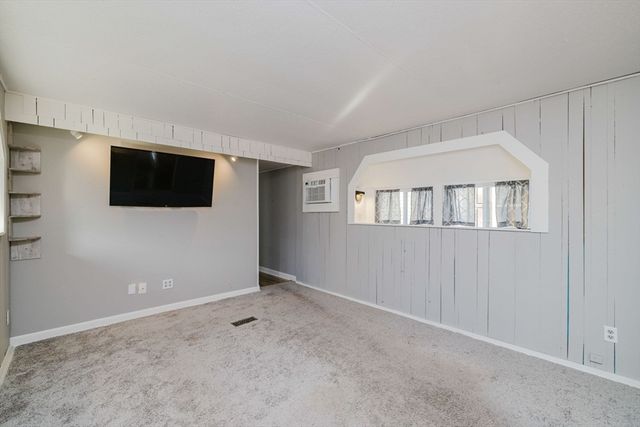 3040 Cranberry Hwy 41, Wareham, MA 02538