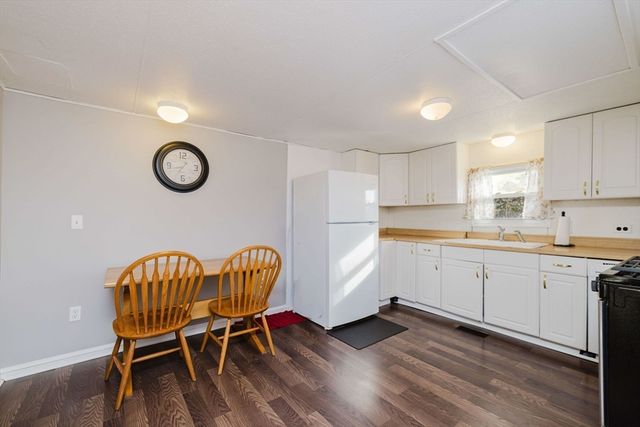 3040 Cranberry Hwy 41, Wareham, MA 02538