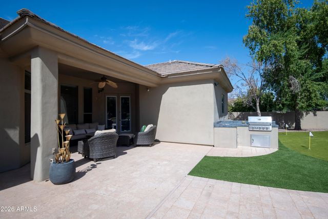 2091 E COCONINO Court, Gilbert, AZ 85298