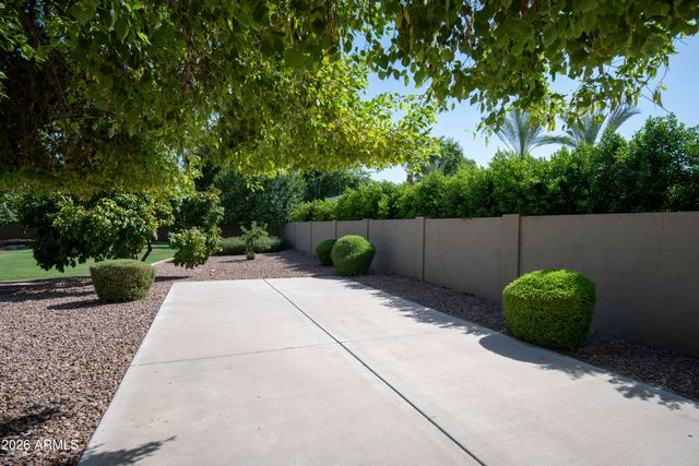 2091 E COCONINO Court, Gilbert, AZ 85298