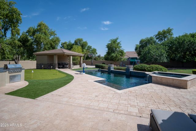 2091 E COCONINO Court, Gilbert, AZ 85298