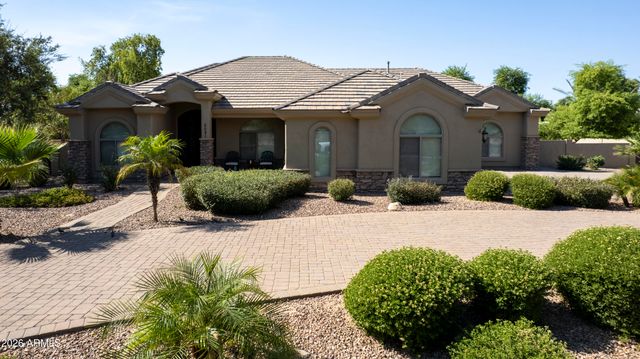 2091 E COCONINO Court, Gilbert, AZ 85298