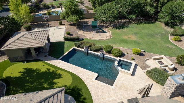 2091 E COCONINO Court, Gilbert, AZ 85298