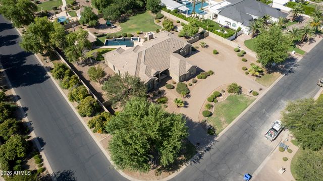 2091 E COCONINO Court, Gilbert, AZ 85298