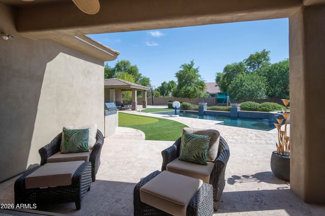 2091 E COCONINO Court, Gilbert, AZ 85298
