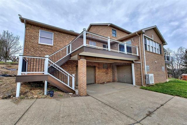 11227 Pershing DRIVE, North Huntingdon, PA 15642