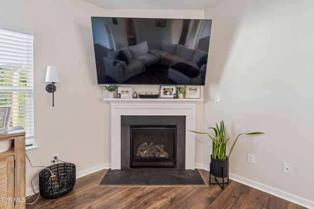 5142 Wildlife Circle, Piney Flats, TN 37686