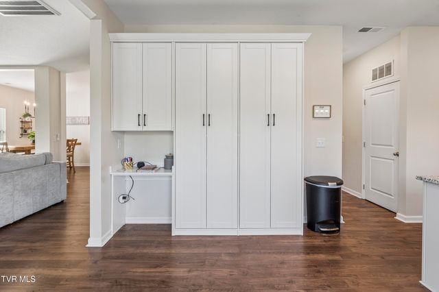 5142 Wildlife Circle, Piney Flats, TN 37686