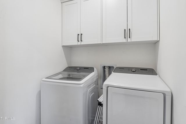 5142 Wildlife Circle, Piney Flats, TN 37686