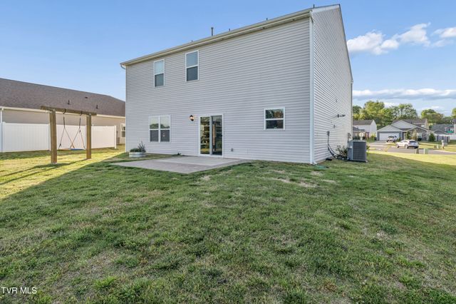 5142 Wildlife Circle, Piney Flats, TN 37686